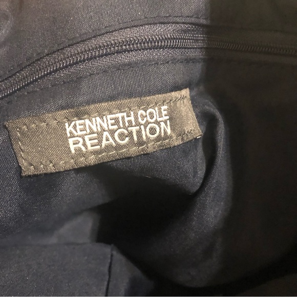 EUC Kenneth Cole Reaction Leather Purse - Picture 6 of 9